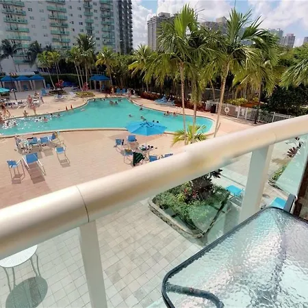 Sunny Isles Condo Resort Miami Beach Exterior photo