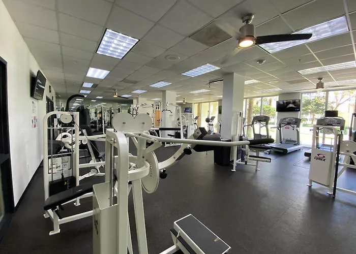 Sunny Isles Condo Resort